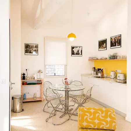 아파트 Casa Favelas Design Monaco 카프다일