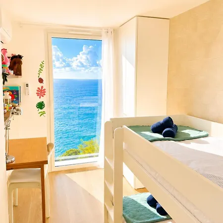 Casa Favelas Design Monaco 公寓 *