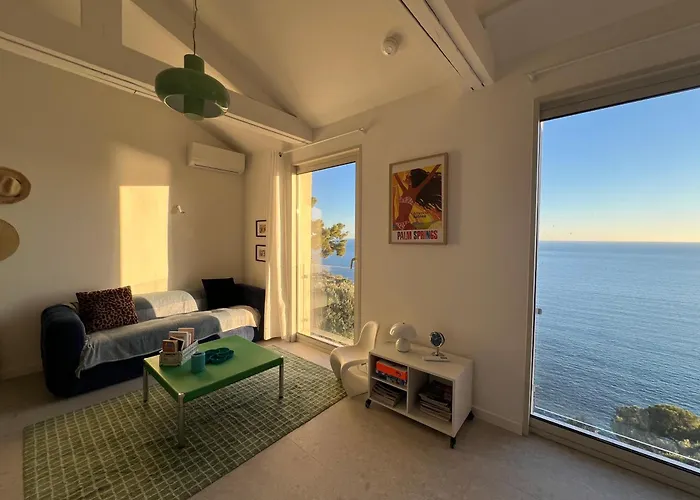 Casa Favelas, Vue Et Proche De Monaco
